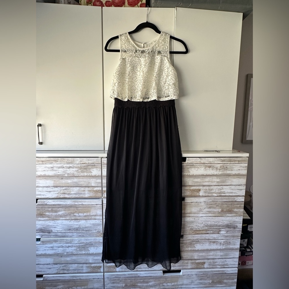 ✨ Girls Amy’s Closet Black & White Lace Maxi Dress Size 14 Formal Wedding 🤍🖤